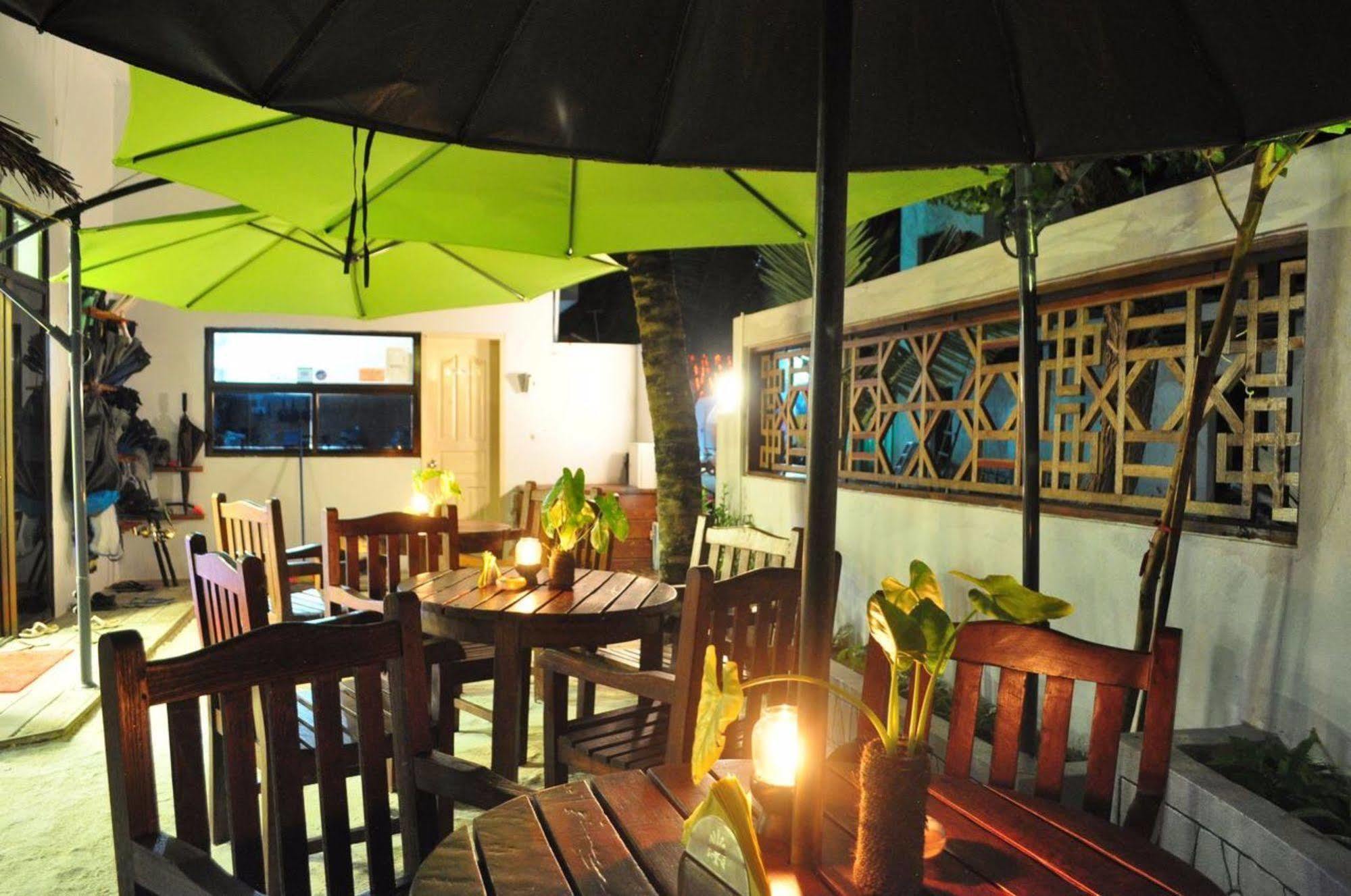 Summer Villa Guest House Maafushi Kültér fotó